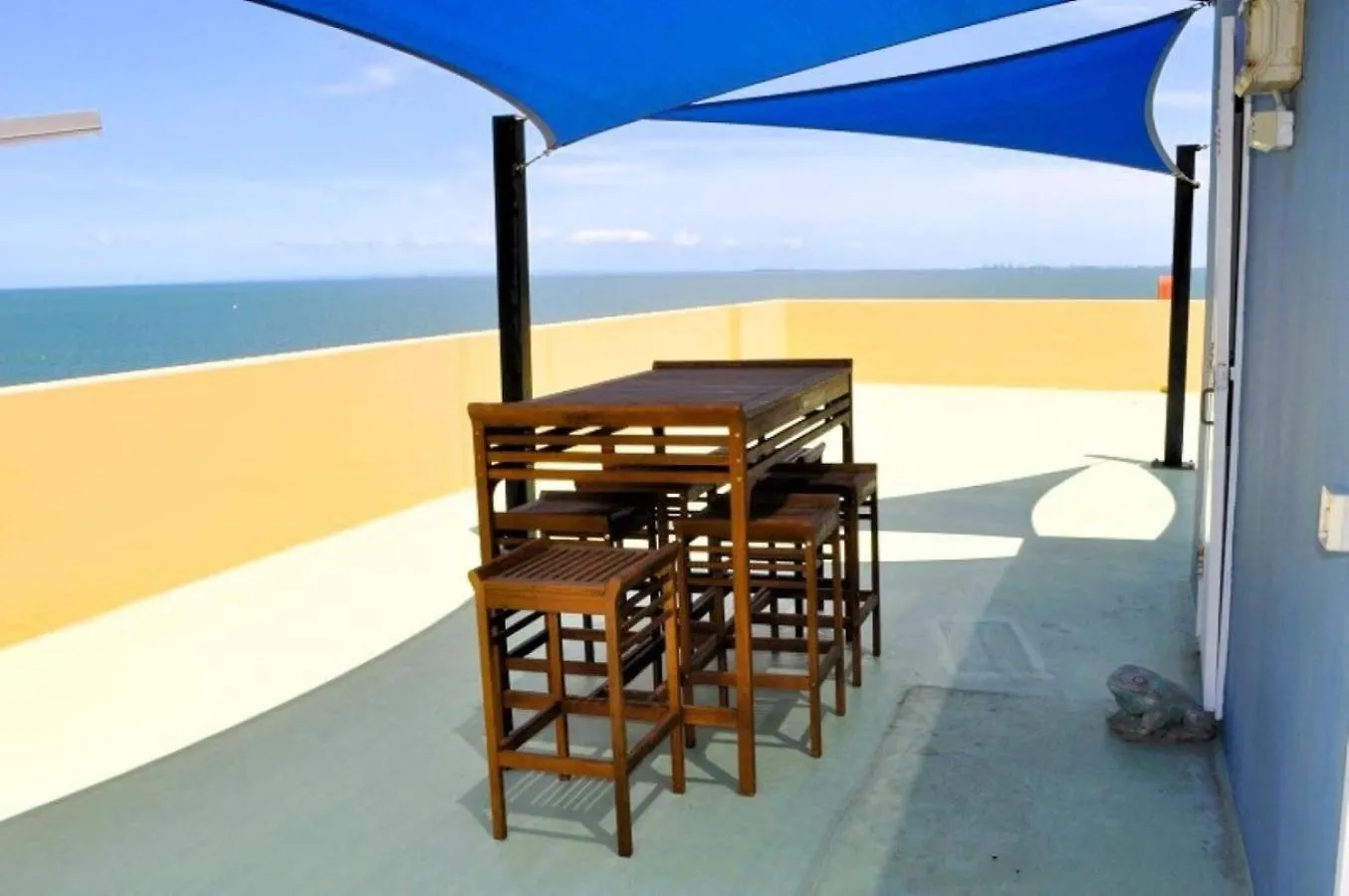 Sunset Sails Penthouse Redcliffe Apartment 0*,  Australia