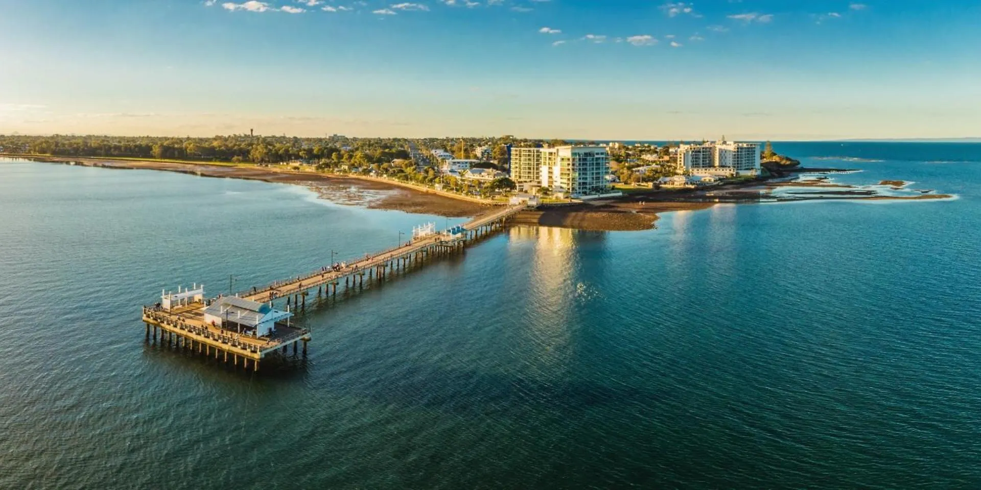 Sunset Sails Penthouse Redcliffe Apartment Australia